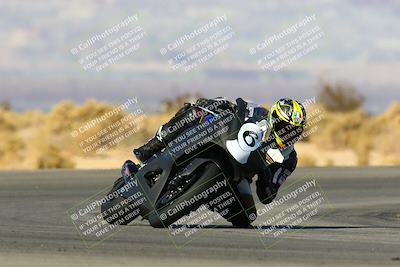 media/Jan-09-2022-SoCal Trackdays (Sun) [[2b1fec8404]]/Turn 16 (11am)/